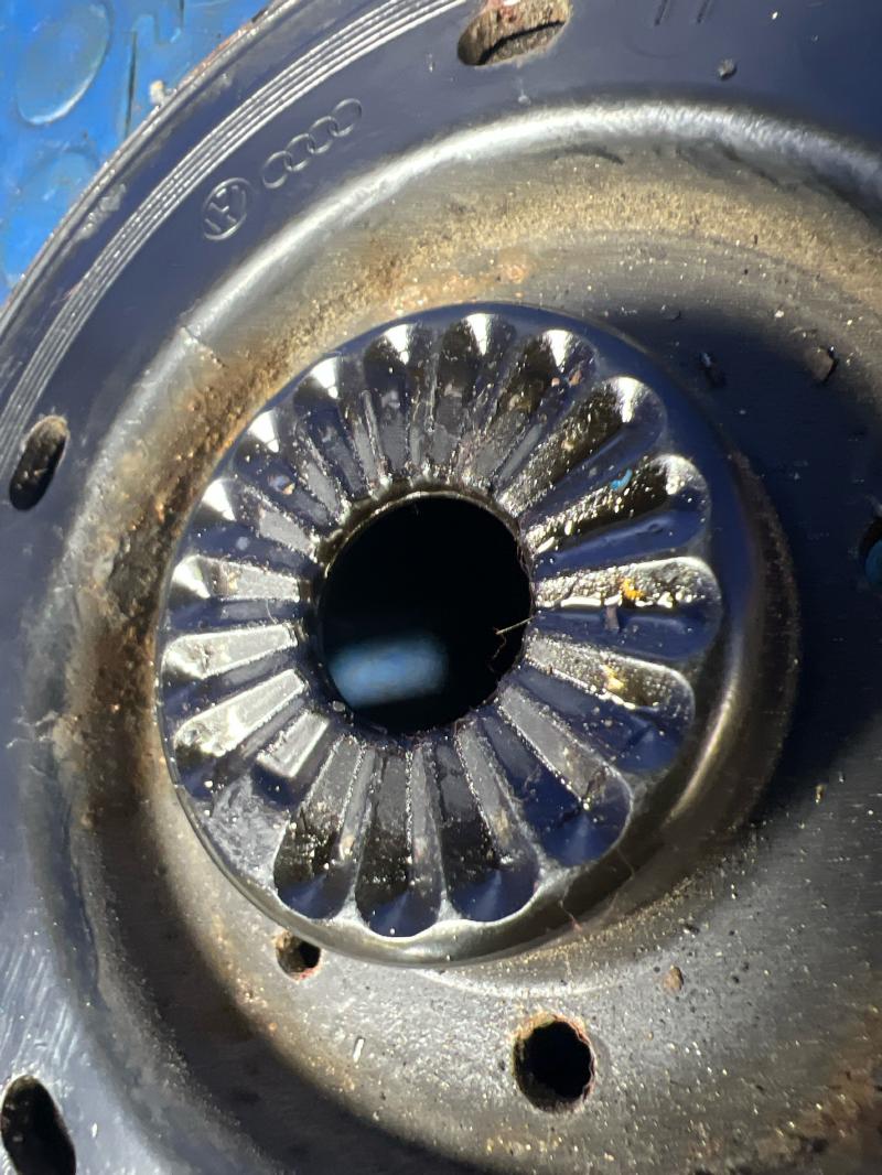 2012 Volkswagen CC Harmonic Balancer