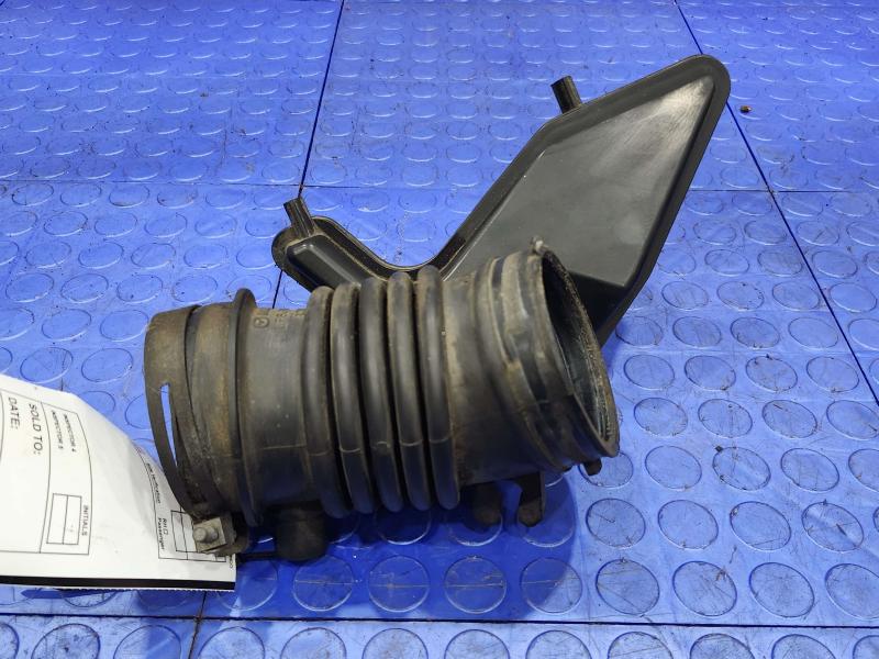 2010 Mazda Mazda3 Air Intake Tube/Resonator