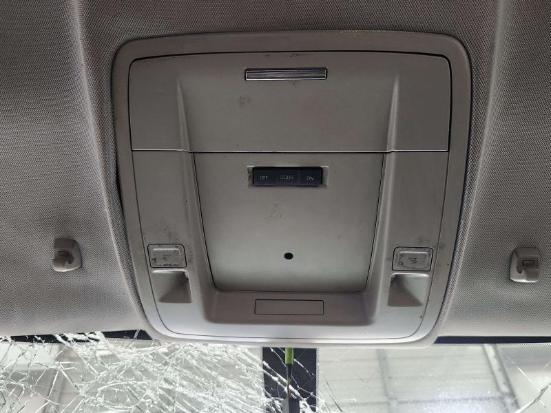 2017 Chevrolet Silverado 2500 Front Console