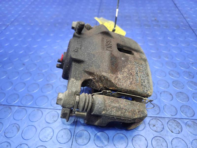 2016 Nissan Rogue Caliper
