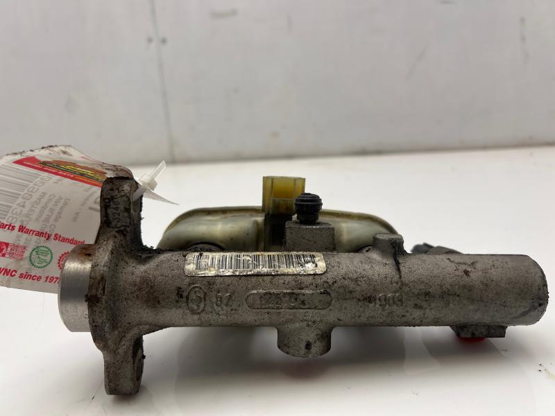 2003 - 2005 Lincoln Aviator Brake Master Cylinder w/o ESC OEM F87Z2140EB