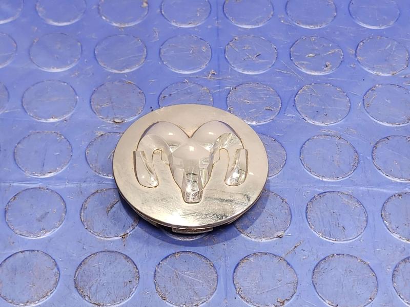2002 Dodge Ram 1500 Center Cap