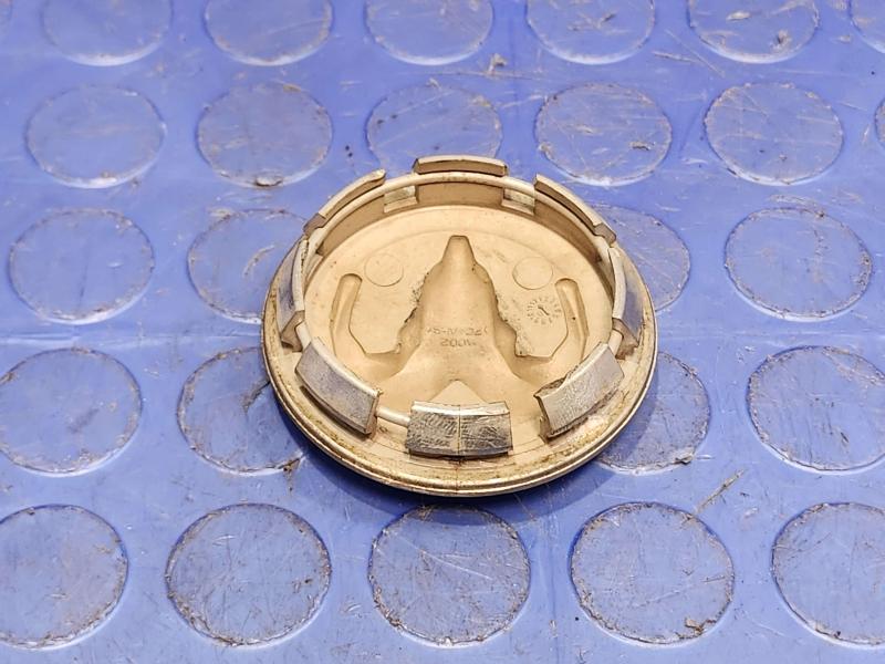 2002 Dodge Ram 1500 Center Cap