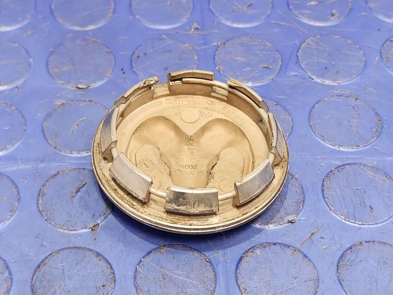 2002 Dodge Ram 1500 Center Cap