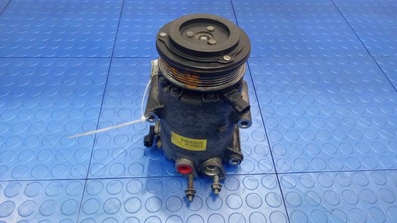 2013-2016 Ford Escape 1.6L AC Compressor Assembly Genuine OEM CV61-19D629-CC