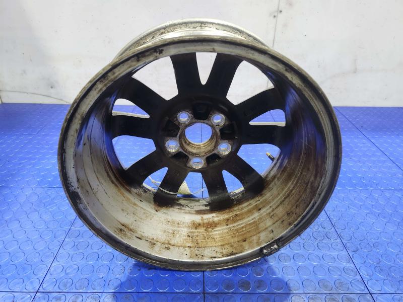2006 Ford Mustang Wheel