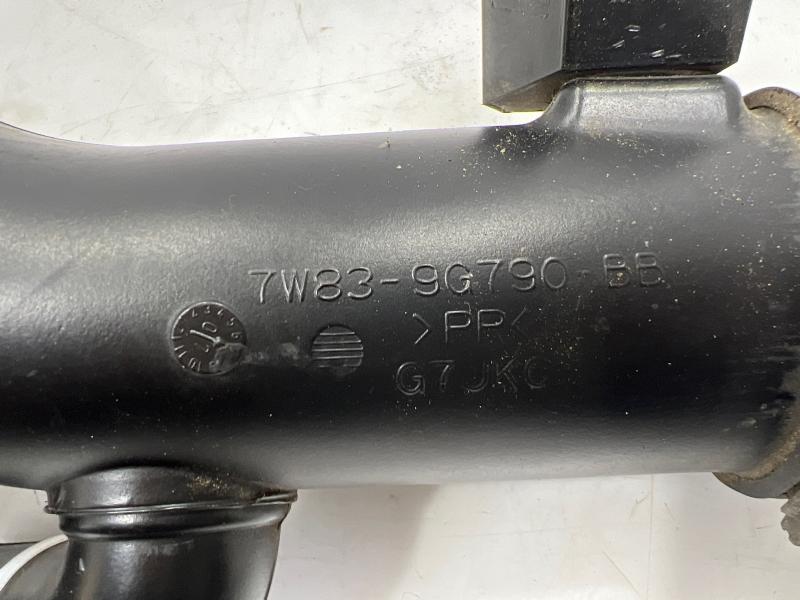 2008 Jaguar XK Air Intake Tube/Resonator