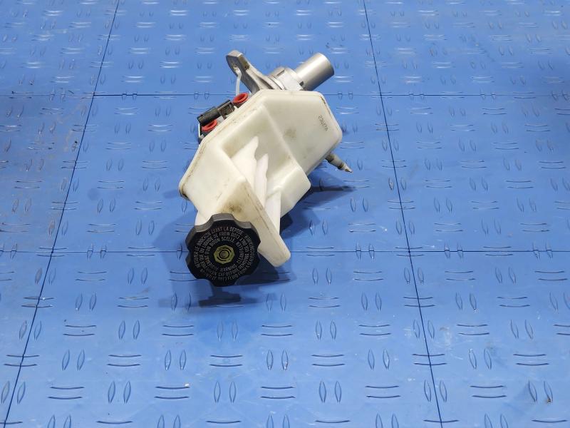 2018 Chevrolet Equinox Master Cylinder
