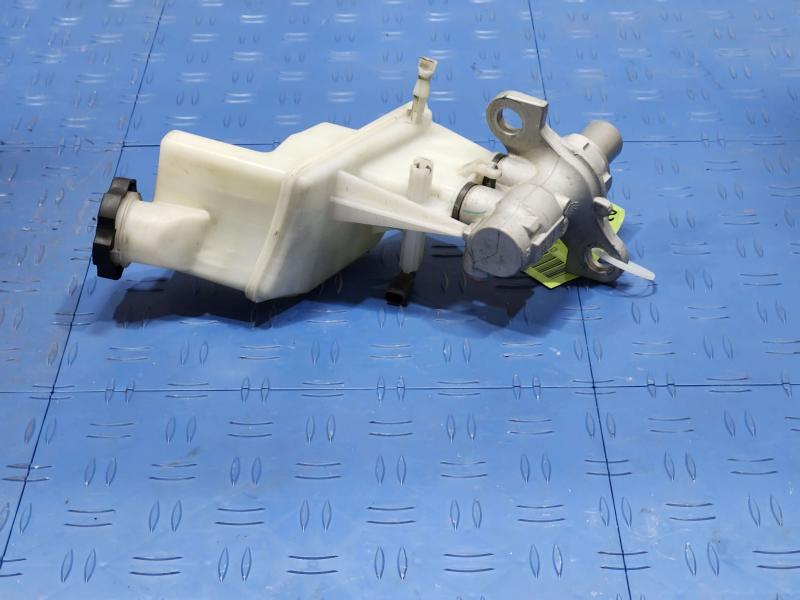 2018 Chevrolet Equinox Master Cylinder