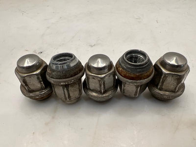 2007 Ford Mustang Lug Nuts