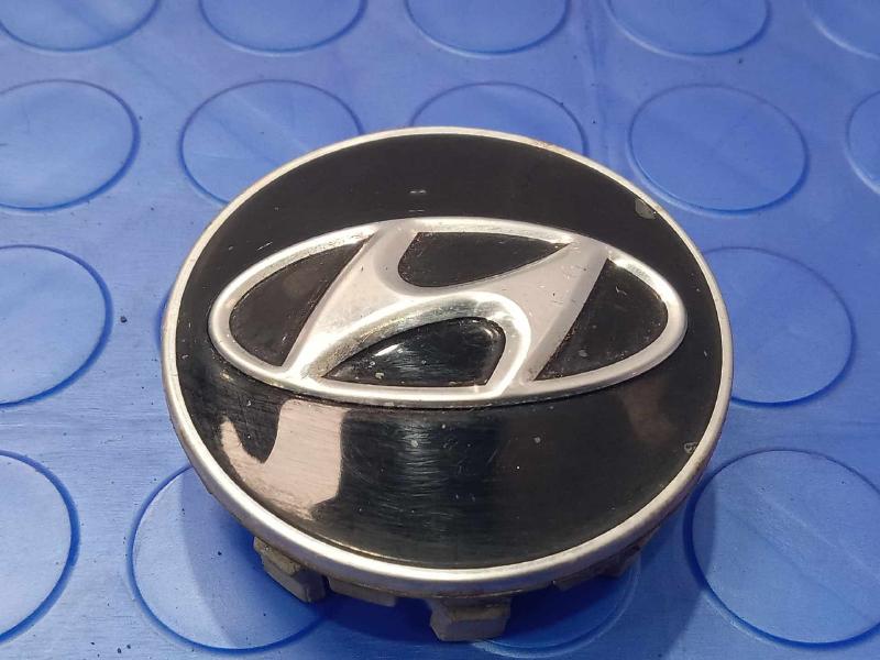 2015 Hyundai Santa Fe Center Cap