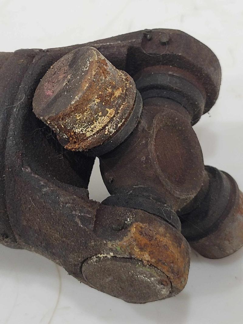 2008 GMC Yukon XL Front Drive Shaft