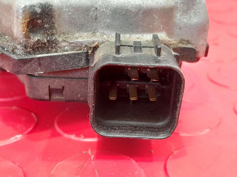 2014-2018 Kia Forte Windshield Wiper Motor Genuine OEM Part 98110A7000