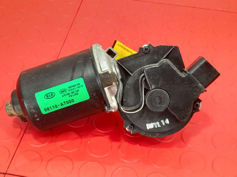 2014-2018 Kia Forte Windshield Wiper Motor Genuine OEM Part 98110A7000