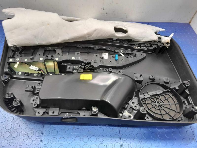 2021 Tesla Model 3 Front Door Trim Panel