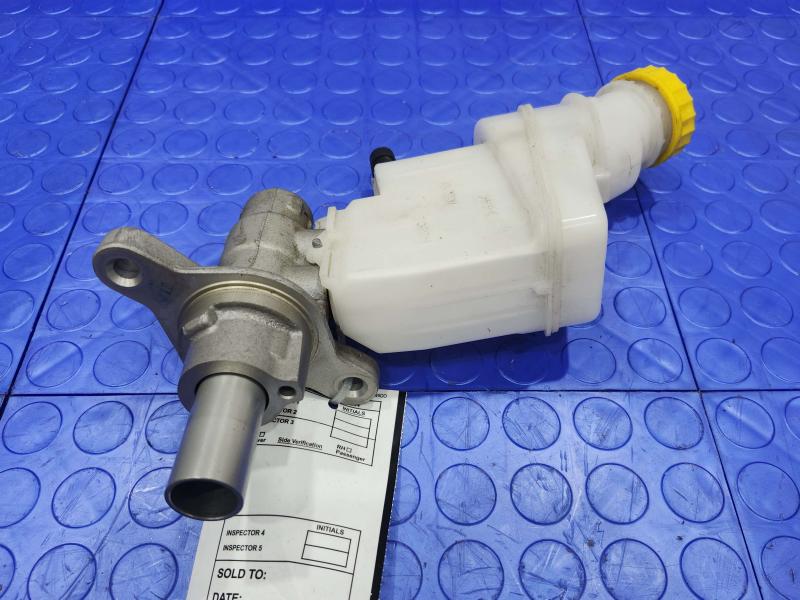 2020 Jeep Renegade Master Cylinder