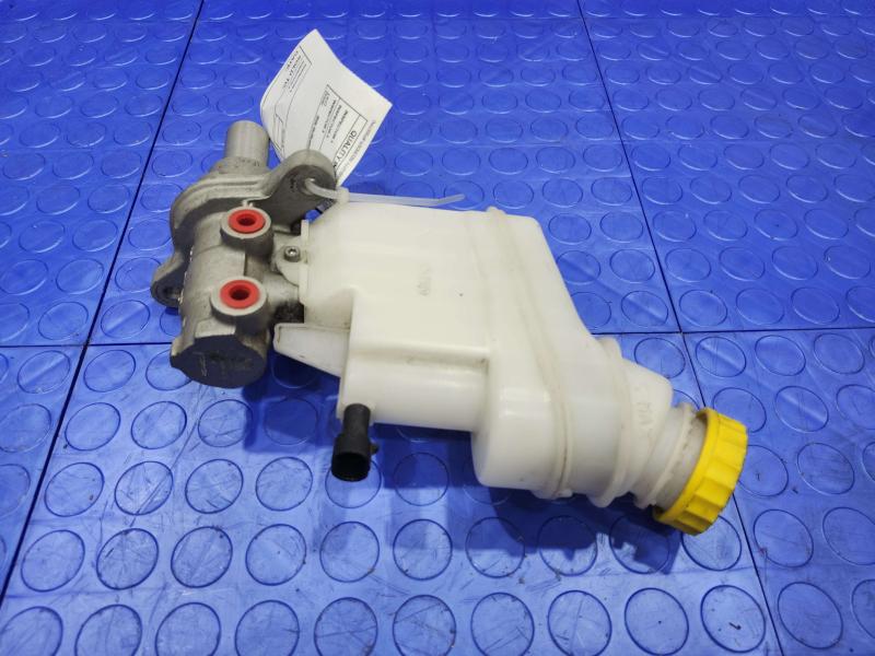2020 Jeep Renegade Master Cylinder