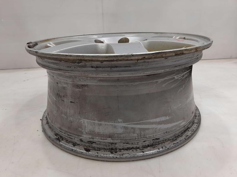 2009 Jeep Grand Cherokee Wheel
