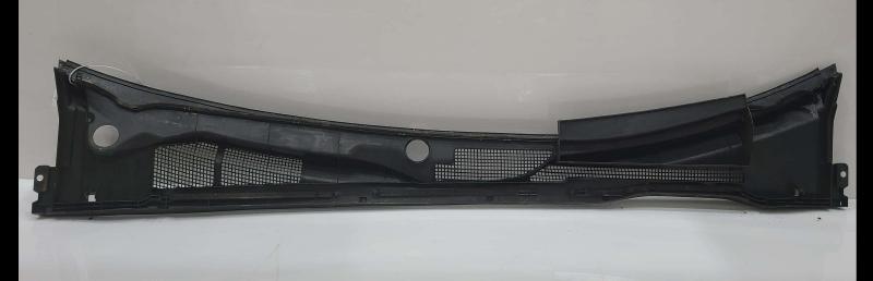 2002 - 2006 Toyota Camry Cowl Cover Cowl Screen OEM 5570806031