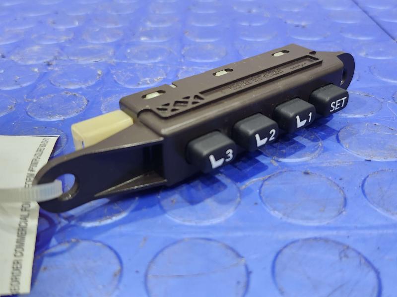 2010 Lexus RX350 RX450H Door Switch Front
