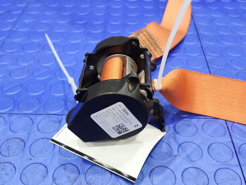 2019 Chevrolet Express 2500 Front Seat Belt