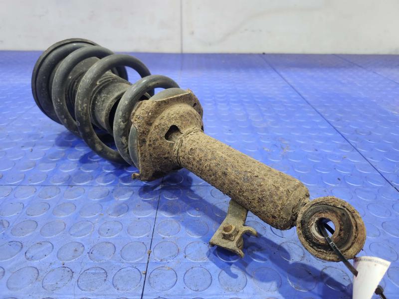 2009 Toyota Tacoma Strut Assembly