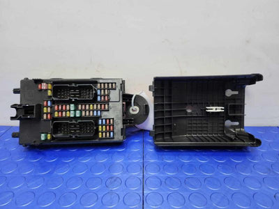 2018 Volvo S90 Cabin Fuse Box