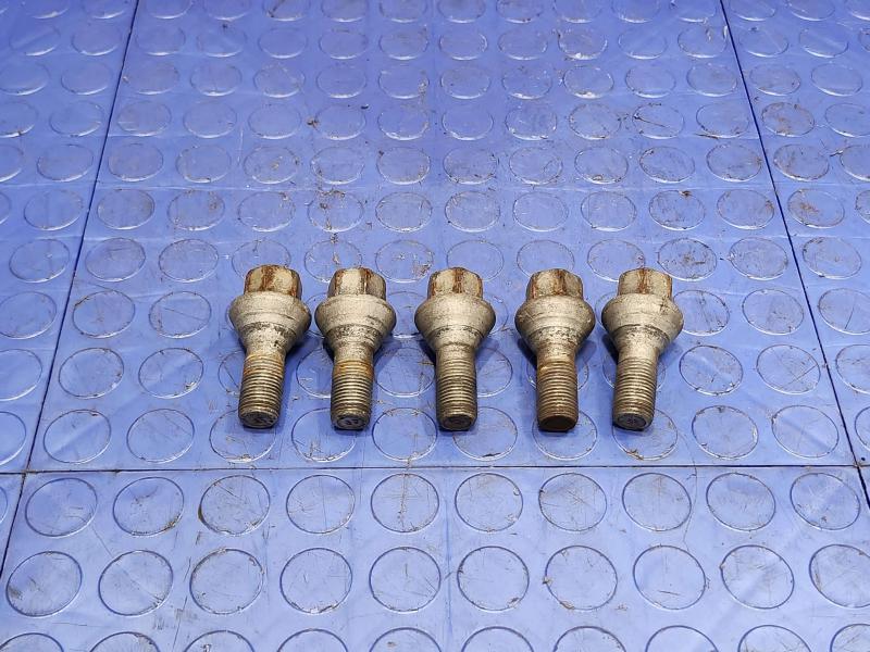 2018 Ram ProMaster Lug Nuts