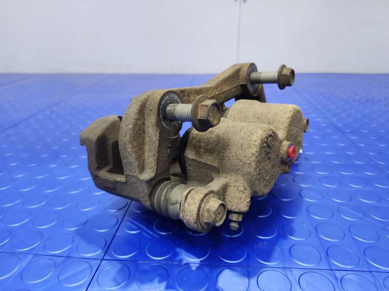 2011 Infiniti QX56 Caliper