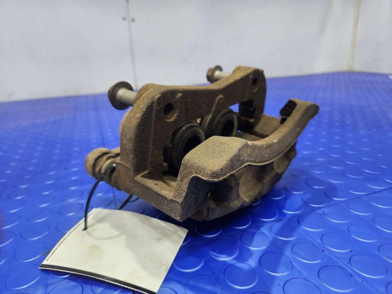 2011 Infiniti QX56 Caliper
