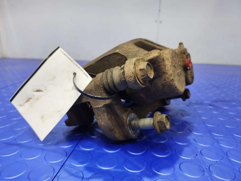 2011 Infiniti QX56 Caliper