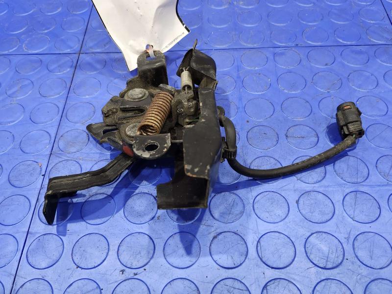 2011 Toyota Camry Hood Latch
