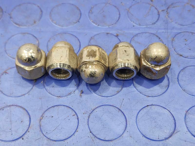 2015 Subaru Forester Lug Nuts