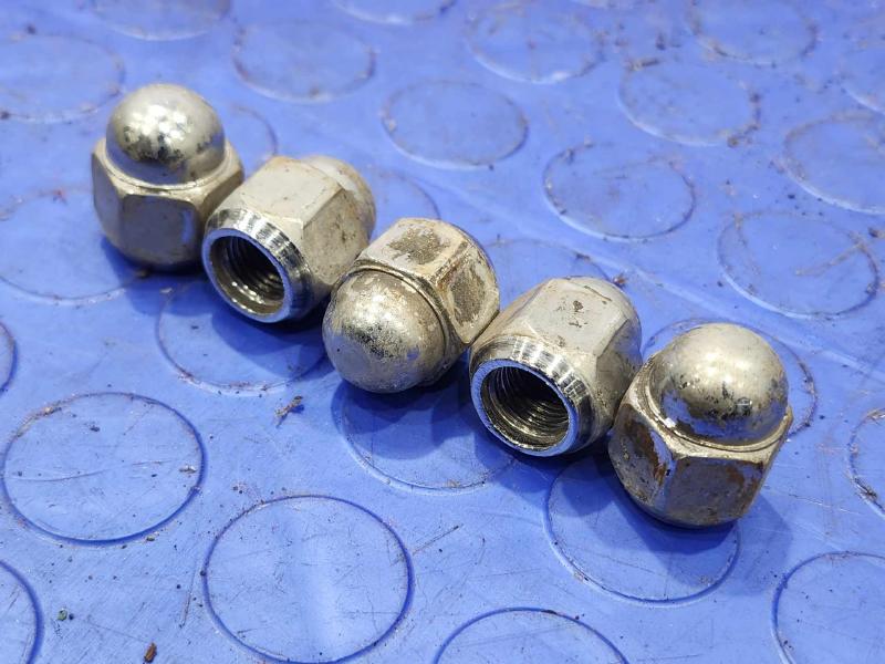 2015 Subaru Forester Lug Nuts
