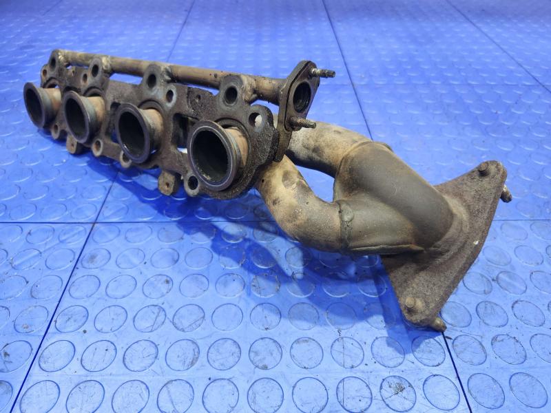 2007 Toyota Tundra Exhaust Manifold