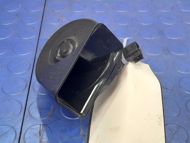 2017-2019 GMC Acadia Low Note Horn Assembly Genuine OEM 23290937