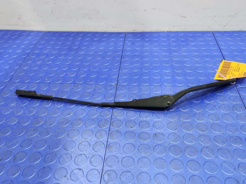 2008 BMW 128i Wiper Arm