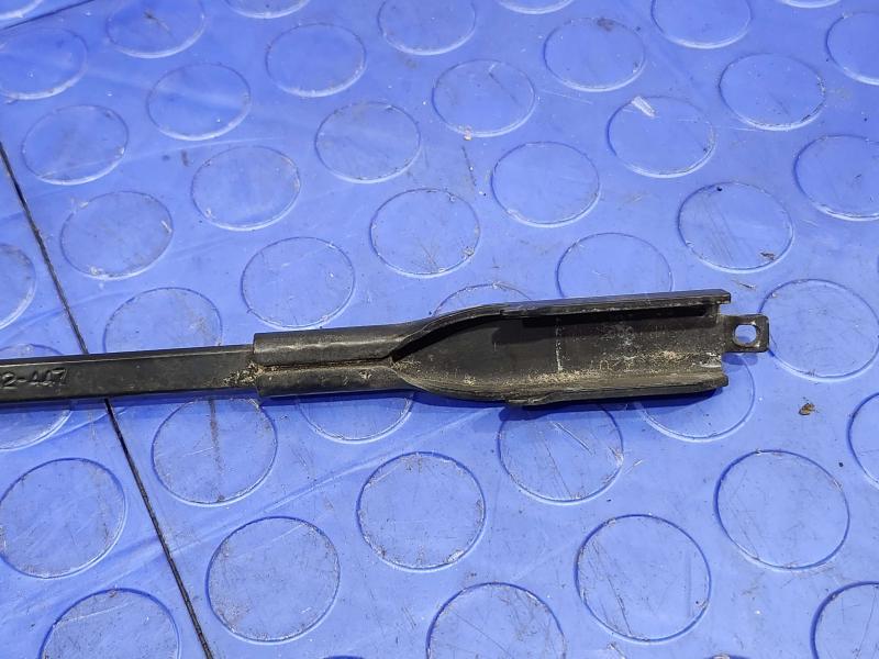 2008 BMW 128i Wiper Arm