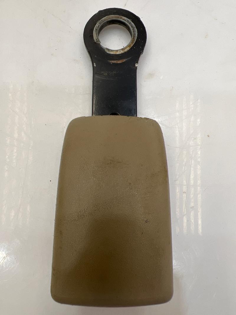2010 - 2013 Toyota Highlander 3rd Row Rear Seat Belt Buckle Tan OEM 735800E030E0,RH