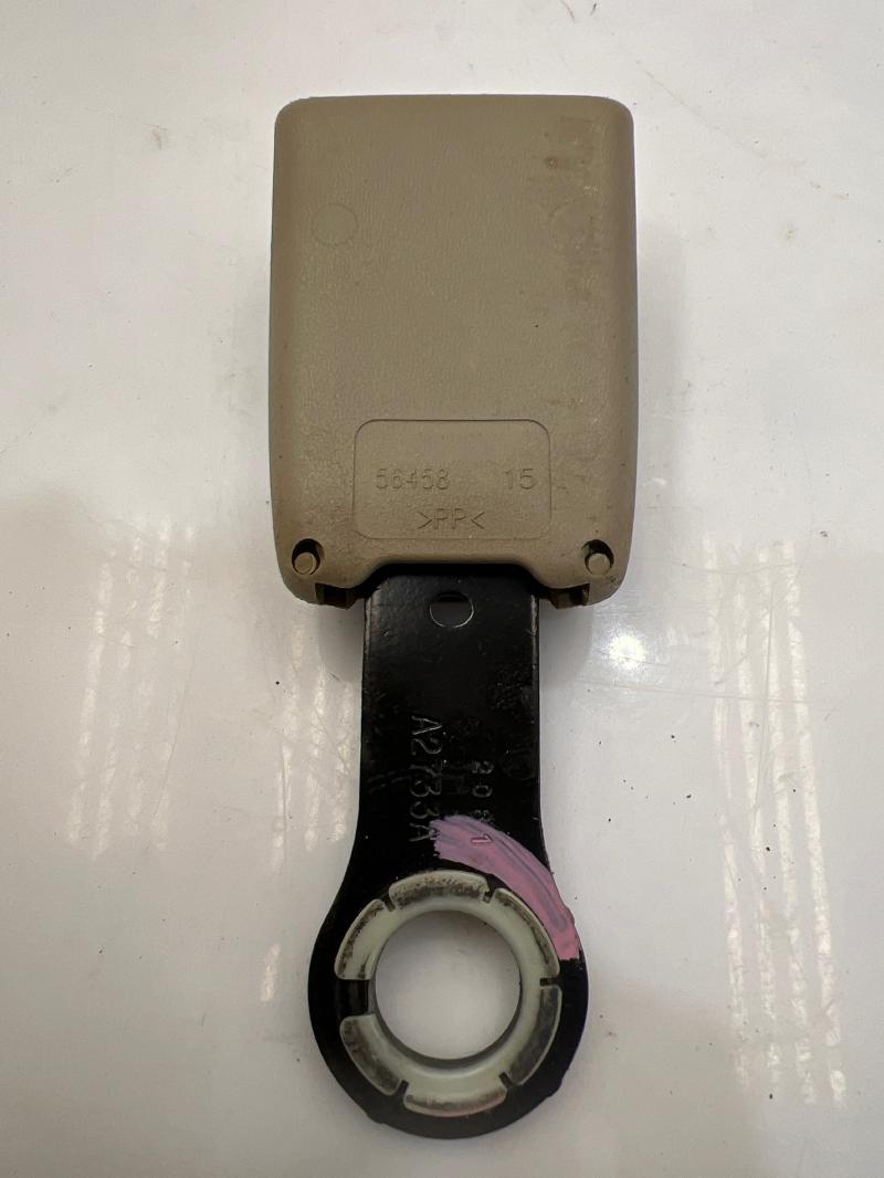 2010 - 2013 Toyota Highlander 3rd Row Rear Seat Belt Buckle Tan OEM 735800E030E0,RH