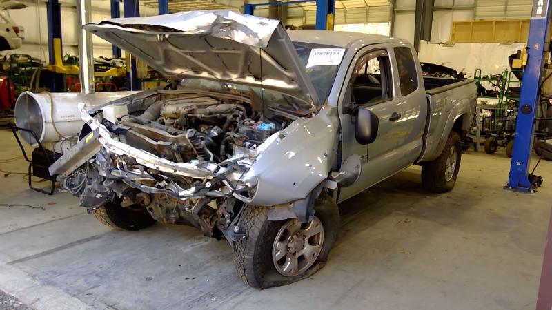 2005 Toyota Tacoma Rear Door