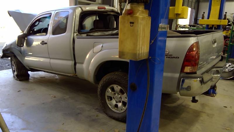 2005 Toyota Tacoma Rear Door