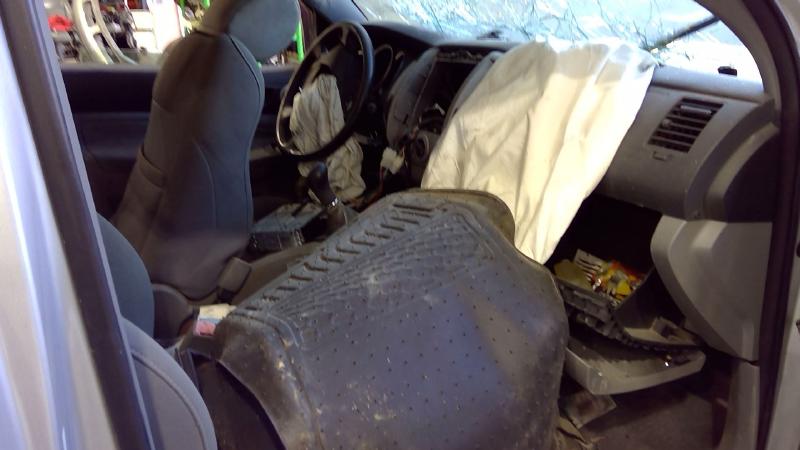 2005 - 2007 Toyota Tacoma Rear Door Panel Access Cab LH Driver Side Gray OEM 6252004020B0