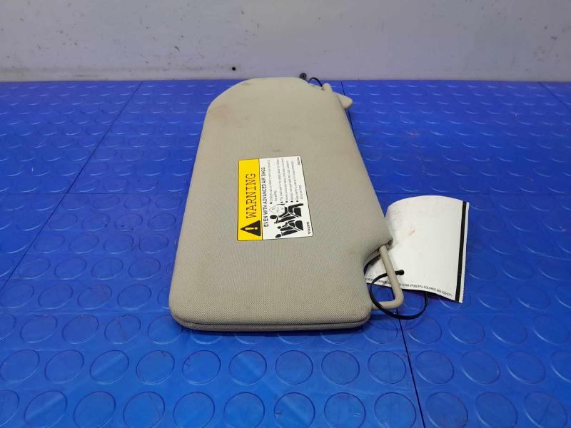 2018 Volvo S90 Sun Visor