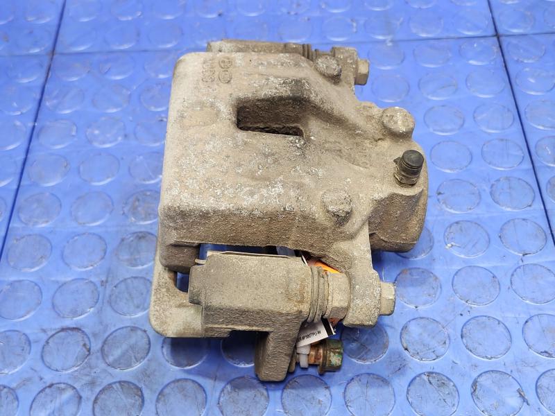 2016 Kia Sedona Caliper