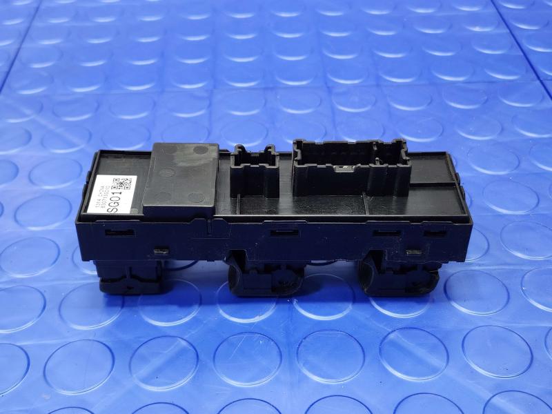 2015 Subaru Forester Door Switch Front