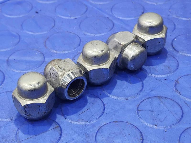 2015 Nissan Rogue Lug Nuts