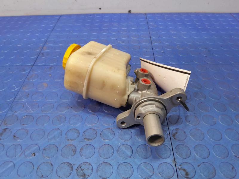 2015-2017 Chrysler 200 Brake Master Cylinder Assembly Genuine OEM 68245358AA