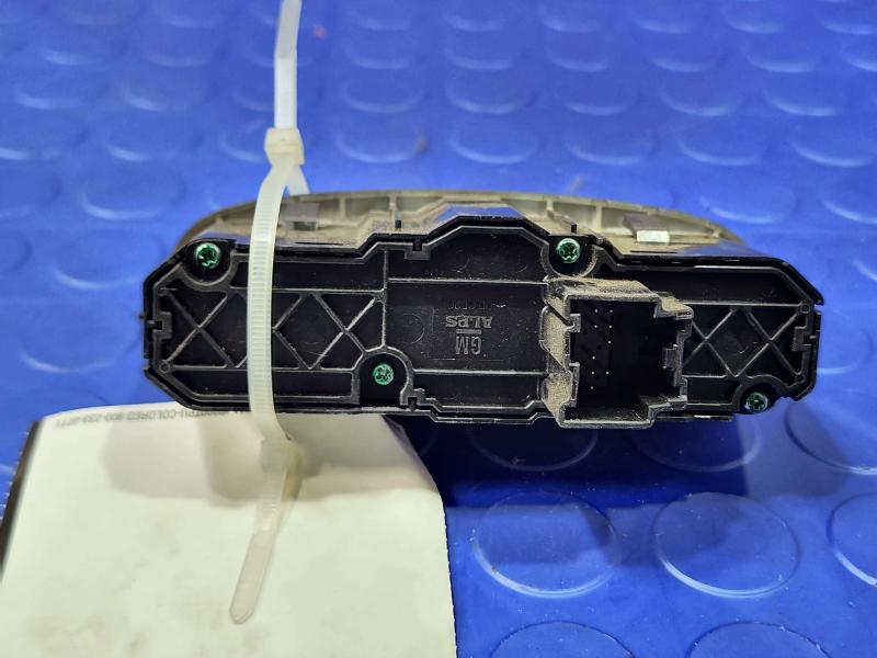 2019 GMC Terrain Headlight Switch (Dash Mtd)