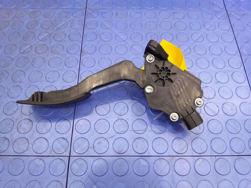 2015-2019 Subaru Legacy Outback Accelerator Pedal Genuine OEM Part 36010AL040